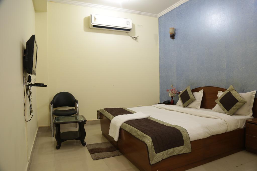 Hotel Airport Land Neu-Delhi Exterior foto